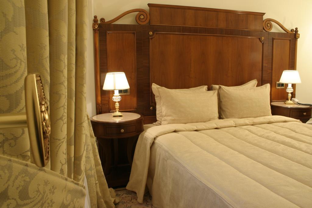 מלון מוסקבה Savoy חדר תמונה